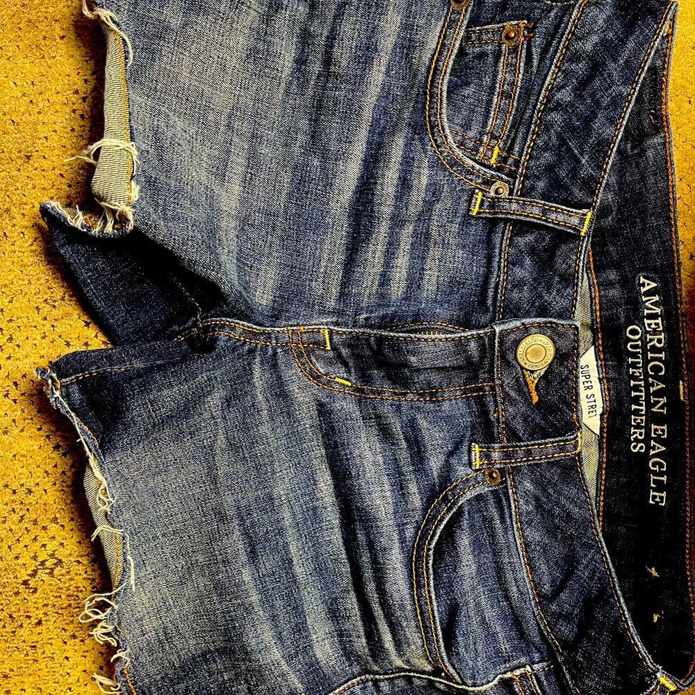 AE jean shorts super stretch size 4